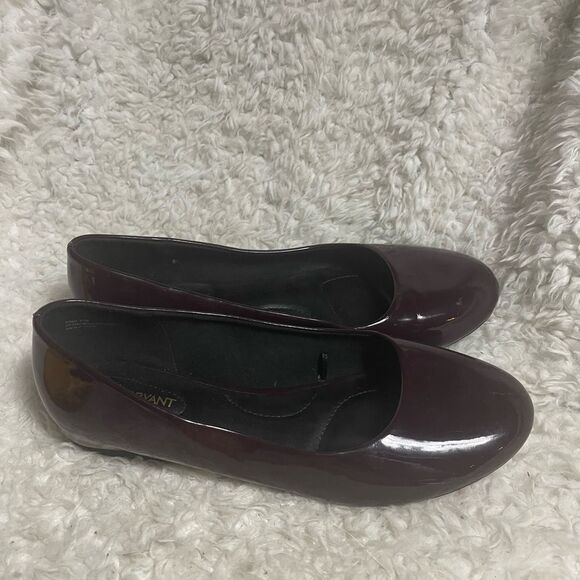 Lane Bryant synthetic Deep Burgundy slip on  Flats Round toe  SZ 11W - Picture 1 of 11